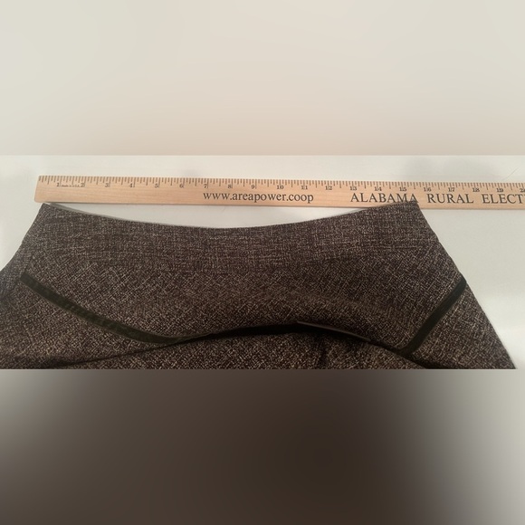 Chocolate Brown Skirt Vintage with Medallion Accent & Pom-Pom Trim Sz 8 - Picture 10 of 10